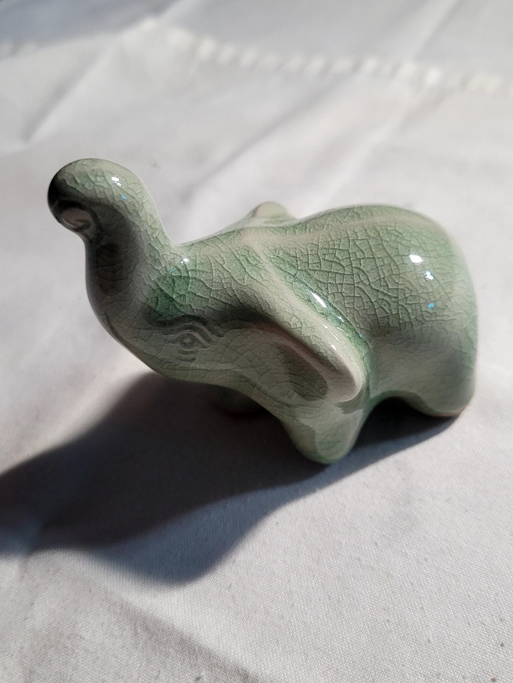 Ceramic Elephant Figurine - Mint Green - Unbranded - Picture 10 of 10